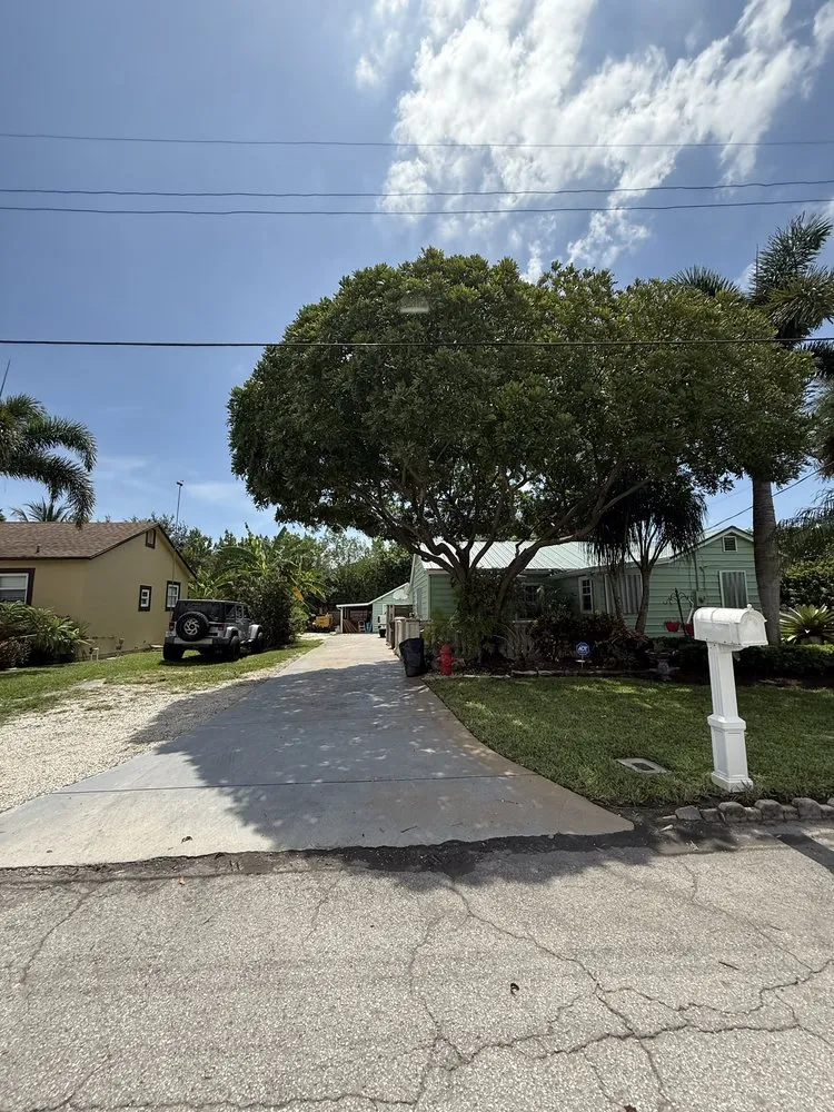 Local landscape installation experts serving Boynton Beach, FL - Julio B