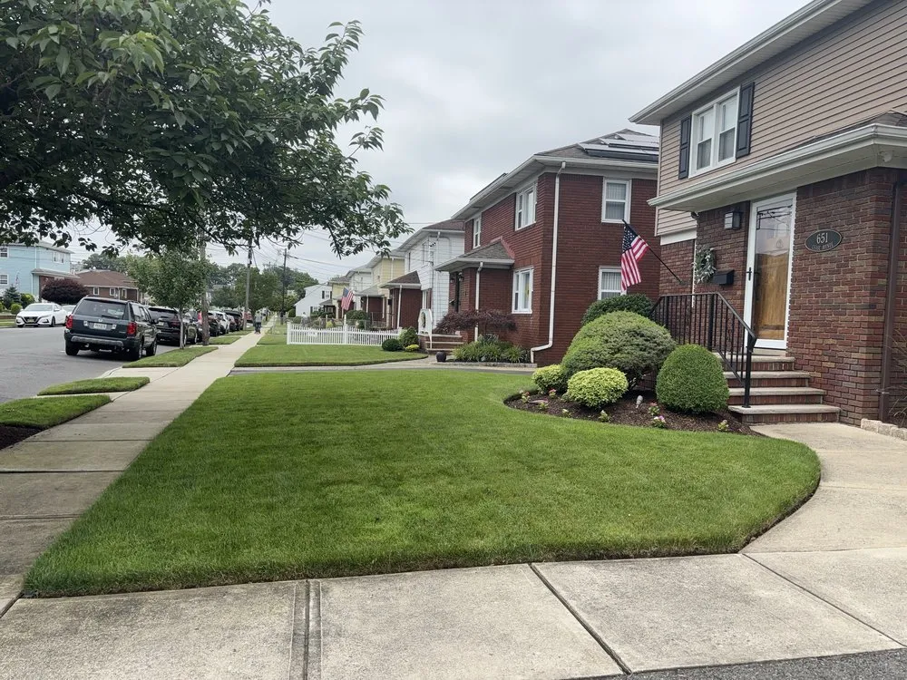 Affordable landscape design in Passaic, NJ by Julio Landscaping