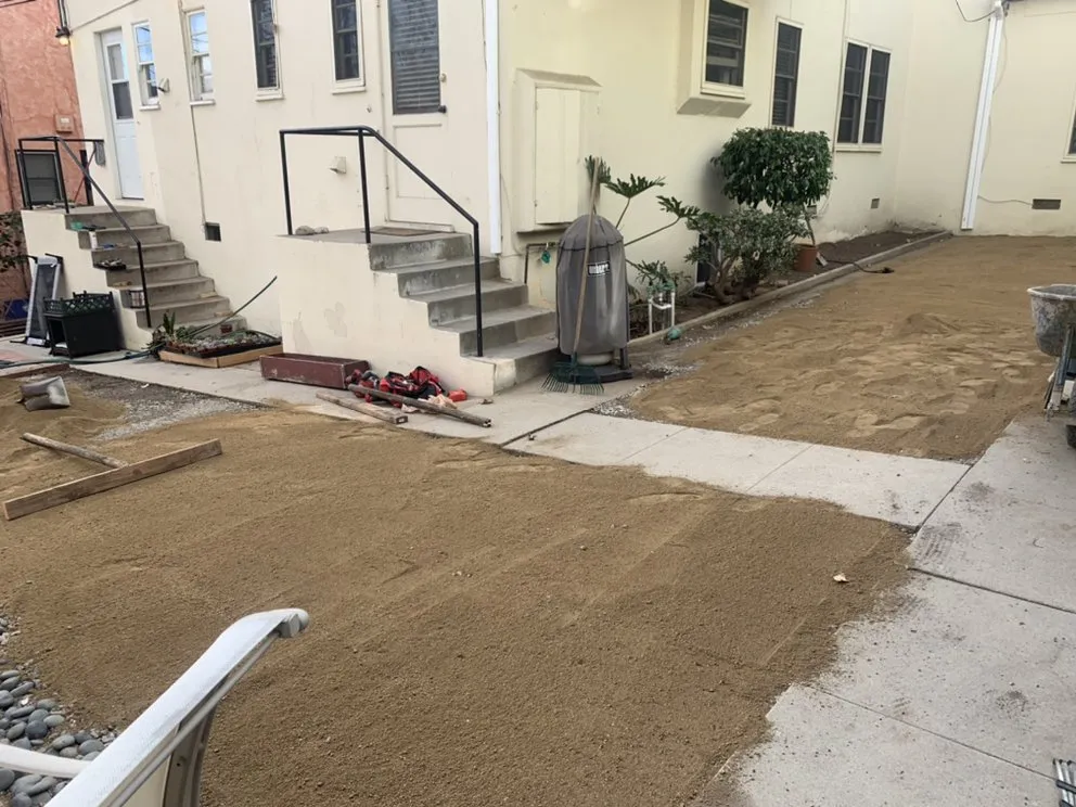 Custom lawn care service in Los Angeles, CA - Julio Muñoz Landscaping