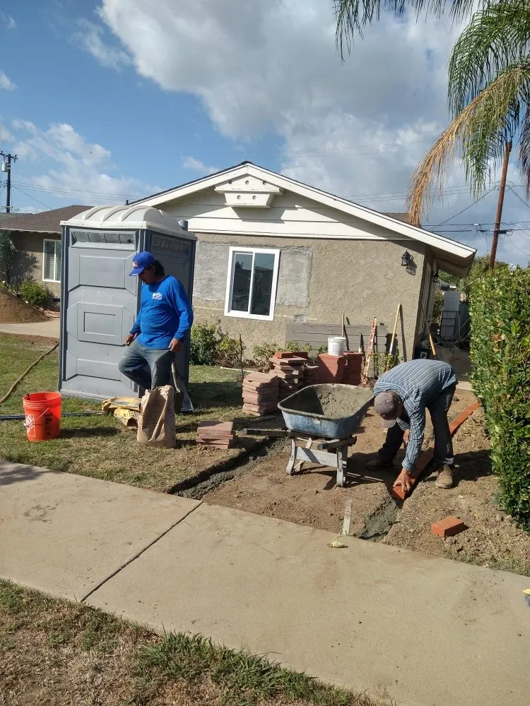 Custom garden landscaping in Brea, CA - Julio Santiago's Landscape Service