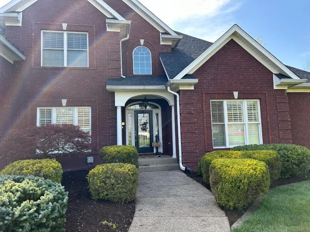 Trusted lawn mowing service for year-round maintenance across Simpsonville, KY - Julio Tree Service & Landscape