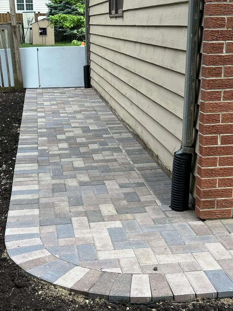 Affordable outdoor landscaping in Warrenville, IL - Julio's Services