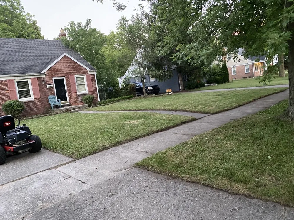 Trusted landscape installation for year-round maintenance across Detroit, MI - Jungle Kutz