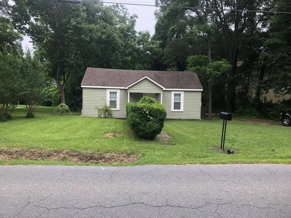 Affordable lawn mowing service in Kannapolis, NC by Junior LawnCare