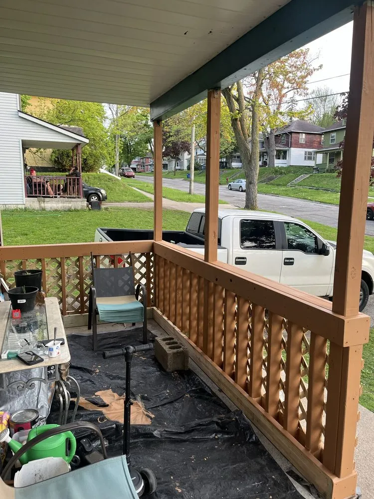 Custom lawn mowing service in Jackson, MI - Junior's Handyman Services