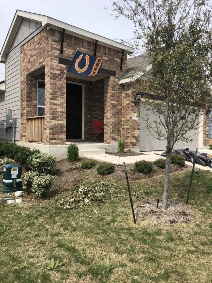 Expert landscaping services near you in Georgetown, TX by Junior's Landscaping & Lawn Care