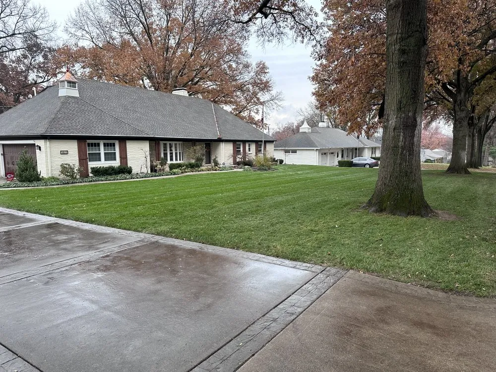 Trusted landscape design in Independence, MO - Junior’s Lawn Service