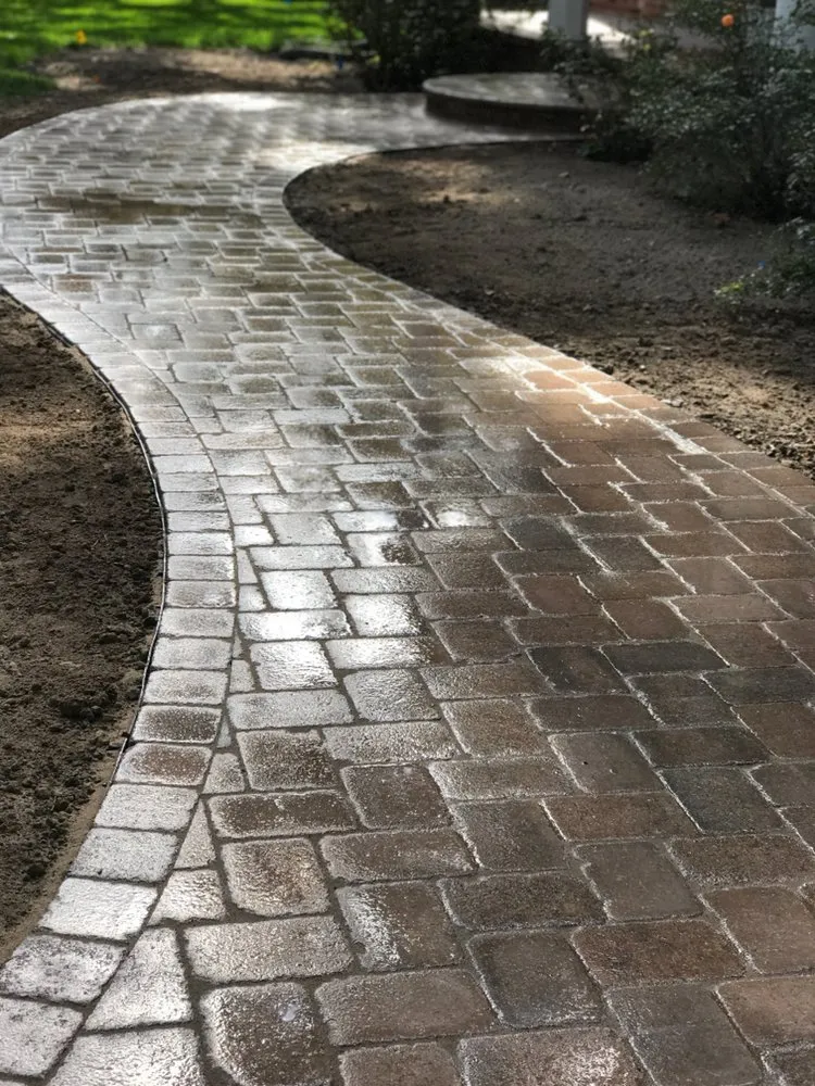 Custom garden landscaping for residential properties in Virginia Beach, VA by Juniper Landscapes