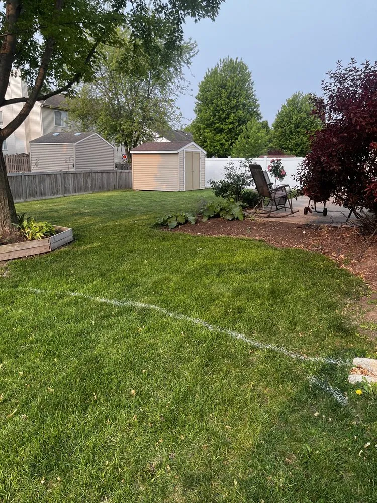 Reliable yard maintenance in Lake Villa, IL by Juniper Landscaping