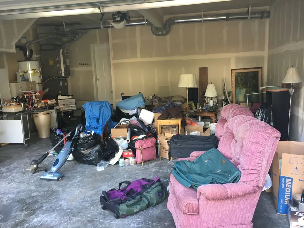 Reliable yard cleanup service experts serving Belfair, WA - Junk 2 Go