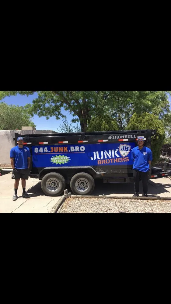 Reliable lawn care service experts serving Albuquerque, NM - Junk Brothers Yard Maintenance
