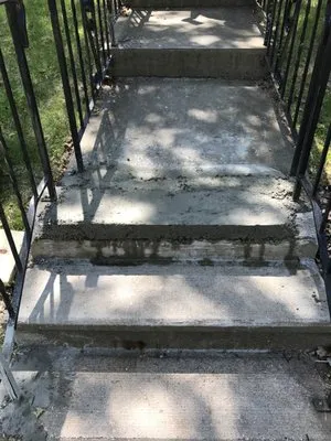 Junk Clean Outs Logo