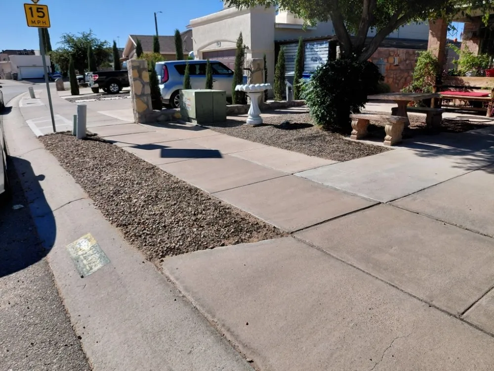 Affordable lawn care service in El Paso, TX - Junk-it