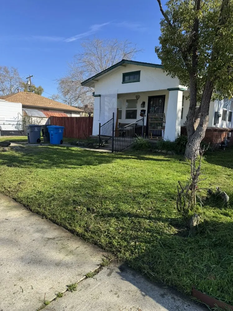 Expert yard maintenance for homes across Marysville, CA - Junk Jockey’s