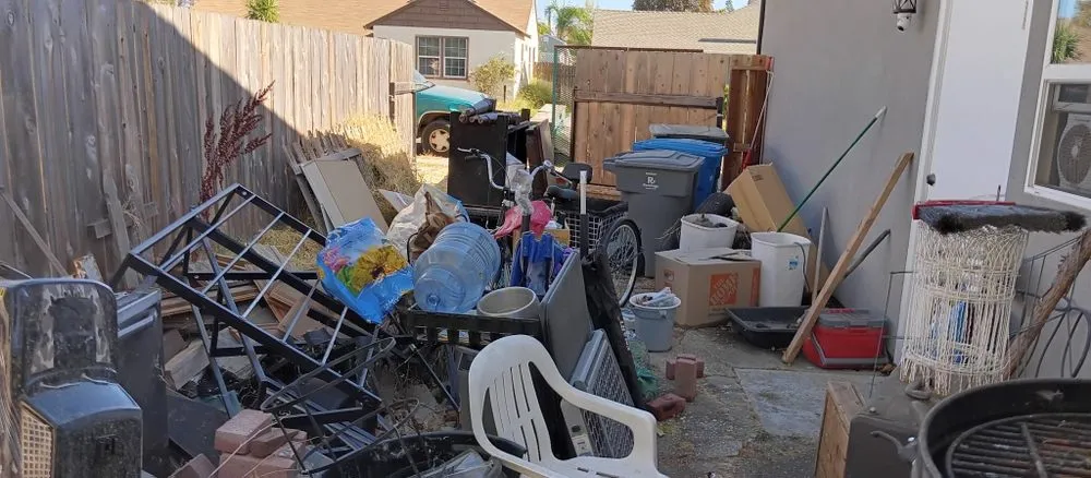 Affordable garden landscaping for beautiful yards in Marysville, CA by Junk Jockey’s