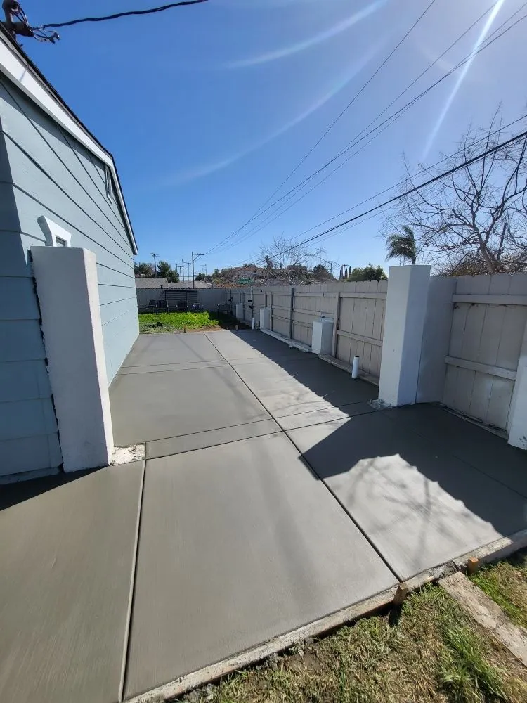 Affordable garden landscaping near you in San Diego, CA by Junk N Haul