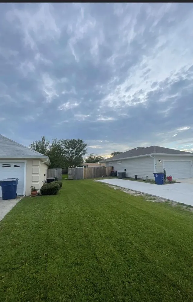 Custom garden landscaping in Panama City, FL - Junk Removal & Landscaping