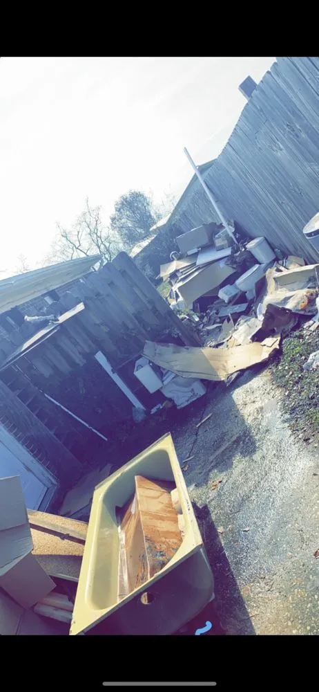 Top-rated residential landscaping with custom design in Panama City, FL by Junk Removal & Landscaping