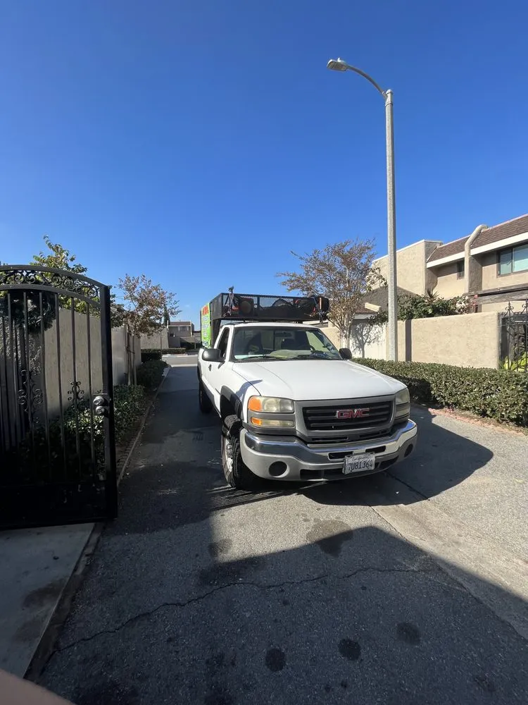 Local lawn care service in Stanton, CA - Junk removal Jr’s