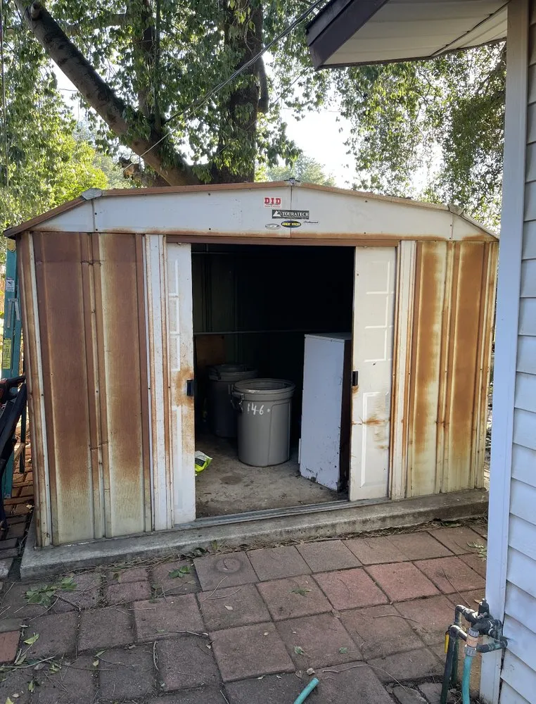 Top-rated outdoor landscaping near you in Glendora, CA by JunkFit Hauling