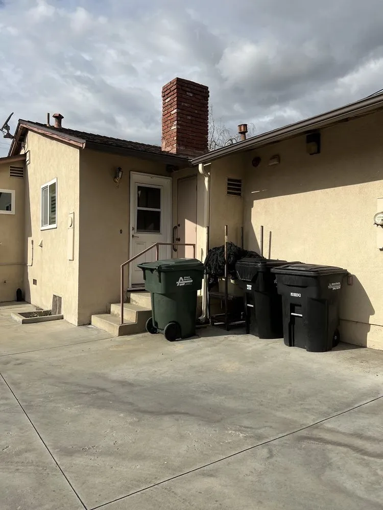 Professional lawn mowing service in Glendora, CA - JunkFit Hauling