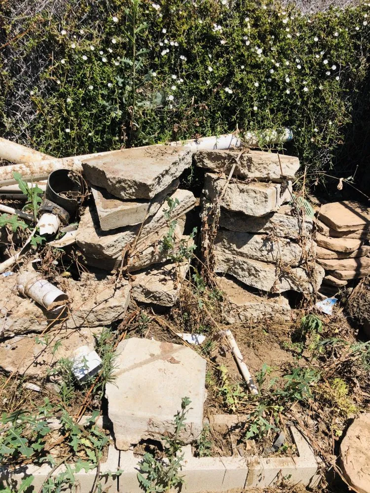 Expert garden landscaping in San Diego, CA - JunkGods