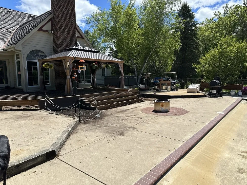 Custom yard maintenance in Milwaukee, WI by JunkMans Removal Services