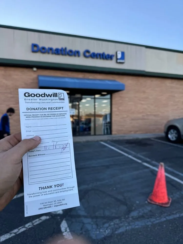 Trusted lawn care service in Manassas, VA by Junkscape