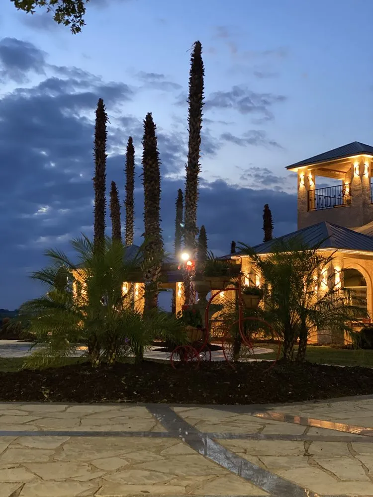 Professional lawn care service experts serving Waller, TX - Jus Truck It