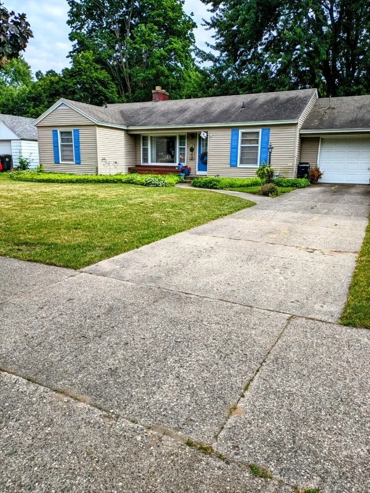 Reliable lawn care service for outdoor upgrades across Allegan, MI - Just A Clip Lawn Care