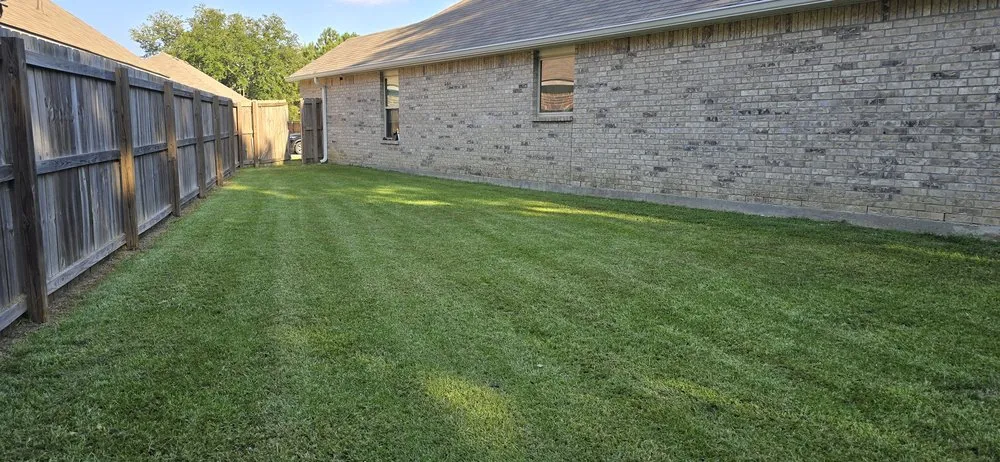 Local lawn care service in Robert, LA - Just A Trim Lawn Care