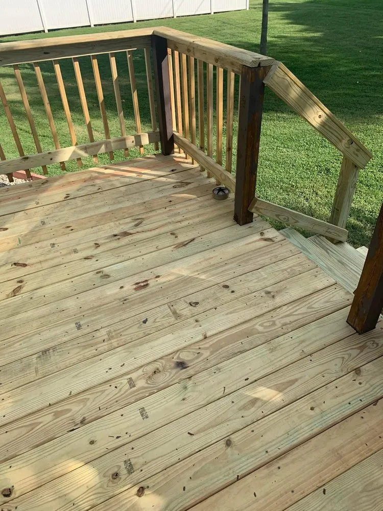 Custom yard cleanup service for homes in Orange Park, FL by Just Another Deck