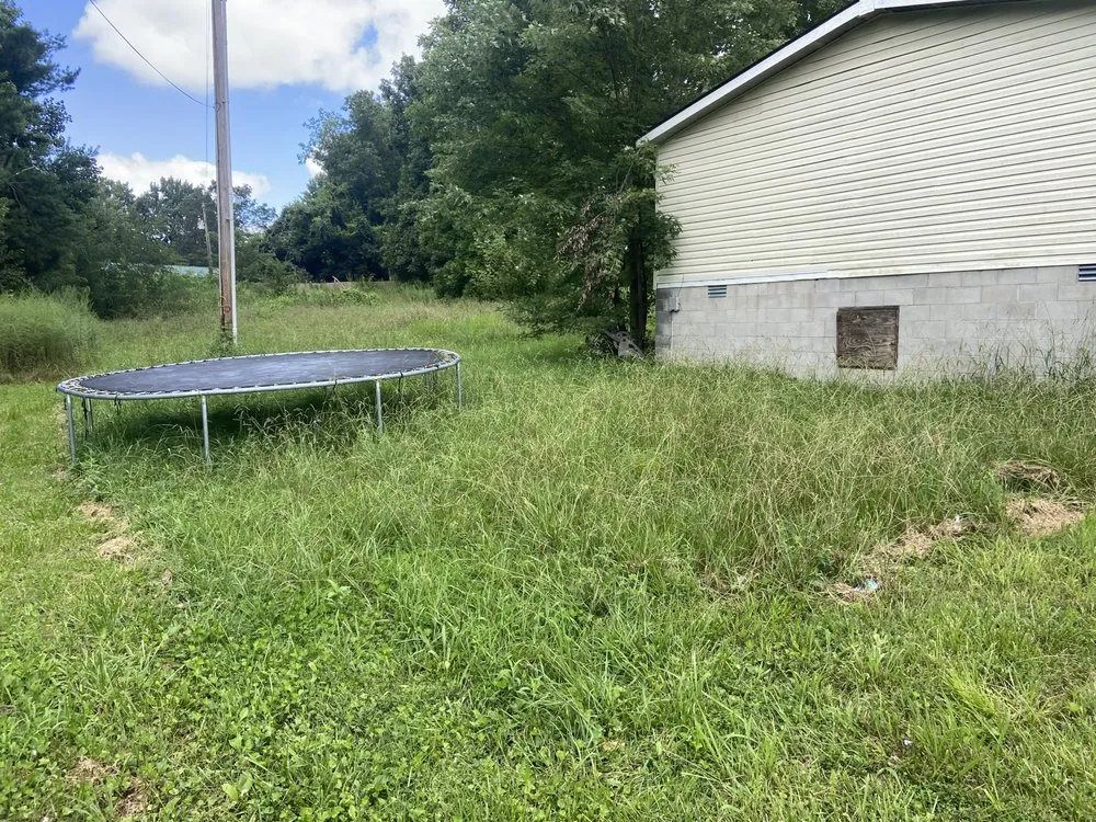 Custom landscaping services in Oak Grove, KY by Just Cut It