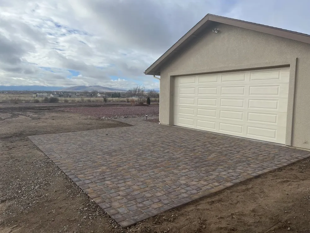 Custom yard maintenance in Prescott Valley, AZ - Just In Time Landscaping