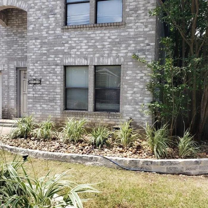 Expert garden landscaping with custom design in Stockdale, TX by Just In Time Services