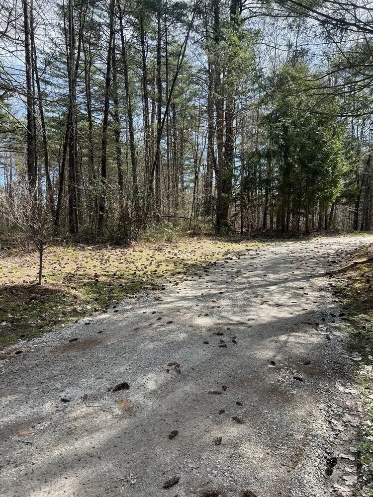 Professional lawn care service experts serving Ashby, MA - Just Lawns 4u