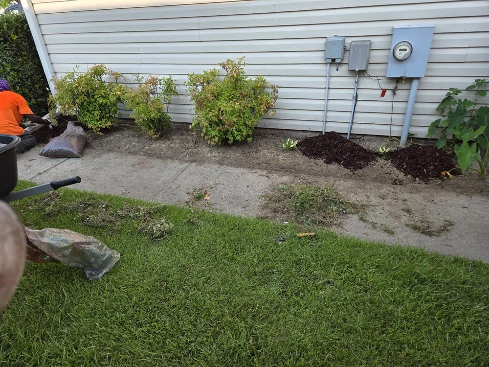 Custom landscape design in New Bern, NC - Just Mow and Go lawn service