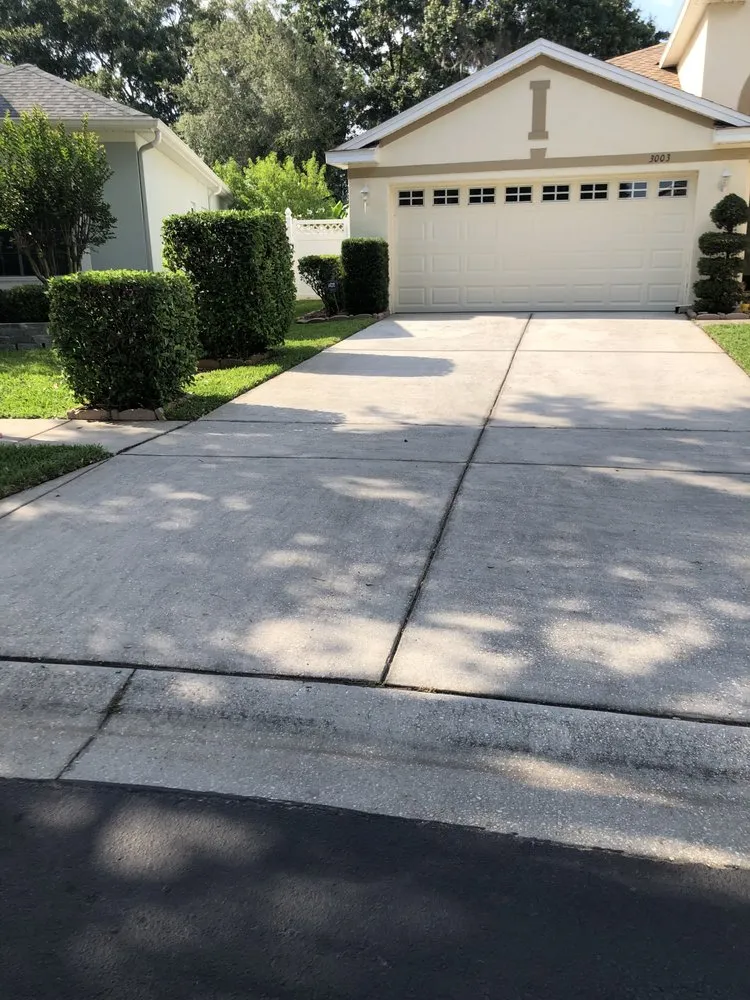 Affordable outdoor landscaping in Seffner, FL by Just Mow It
