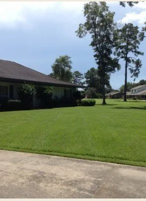 Top-rated garden landscaping in Crowley, LA - Just the Basics Lawncare