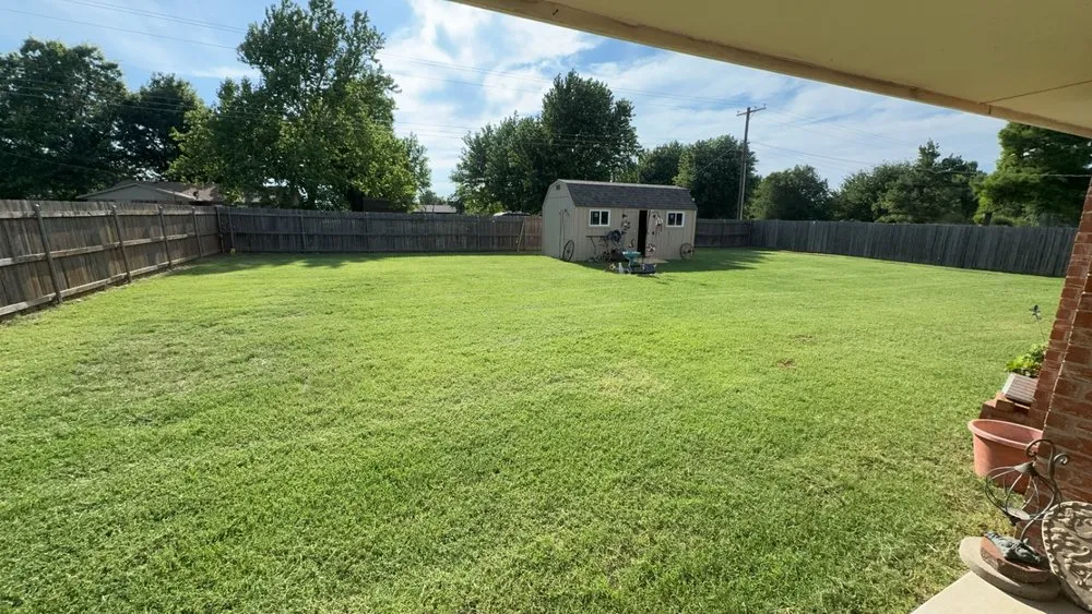 Trusted lawn mowing service experts serving Tuttle, OK - Just The Clips