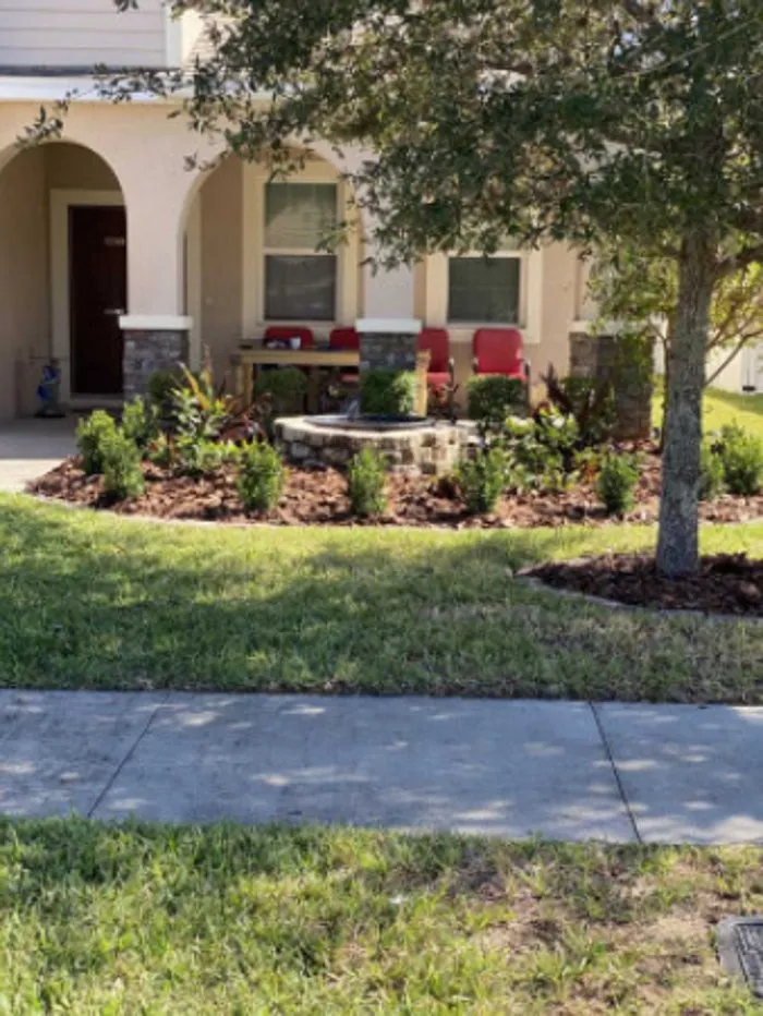 Reliable yard maintenance experts serving Riverview, FL - Just Us Family Lawn Care