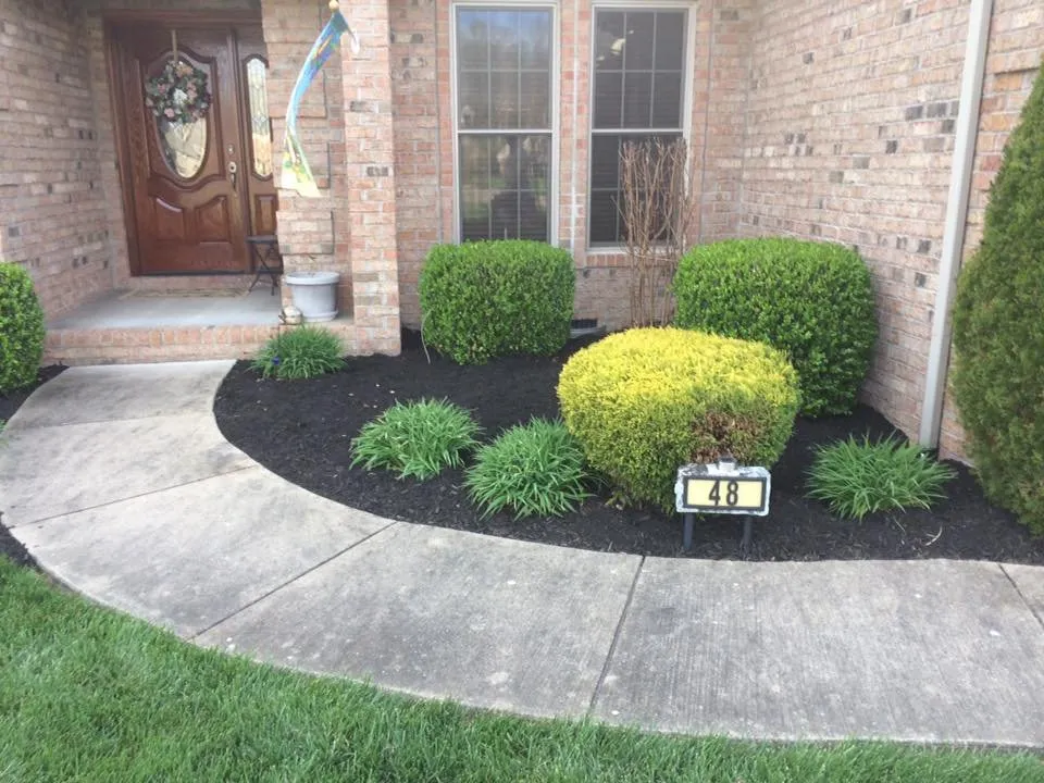 Expert landscape design with custom design in Hurricane, WV by Justice Brothers Lawn Care