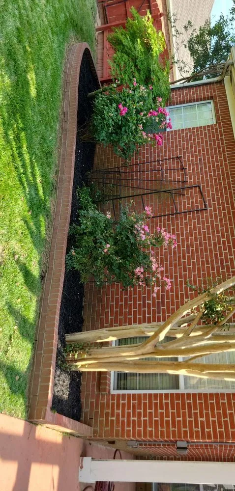 Professional garden landscaping in Toney, AL - Justice for Lawn's
