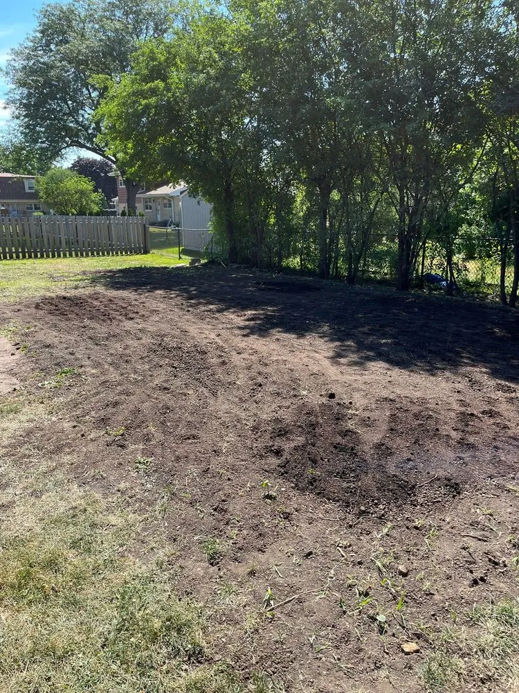 Reliable yard cleanup service for outdoor upgrades across Itasca, IL - Justified Living Landscaping