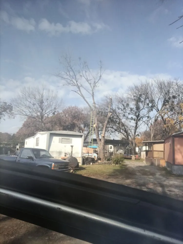 Trusted garden landscaping in Durant, OK by Justin Alston and Sons