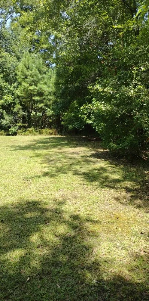 Top-rated garden landscaping experts serving Saint Stephen, SC - Justin E Holmes Handyman and Landscaping