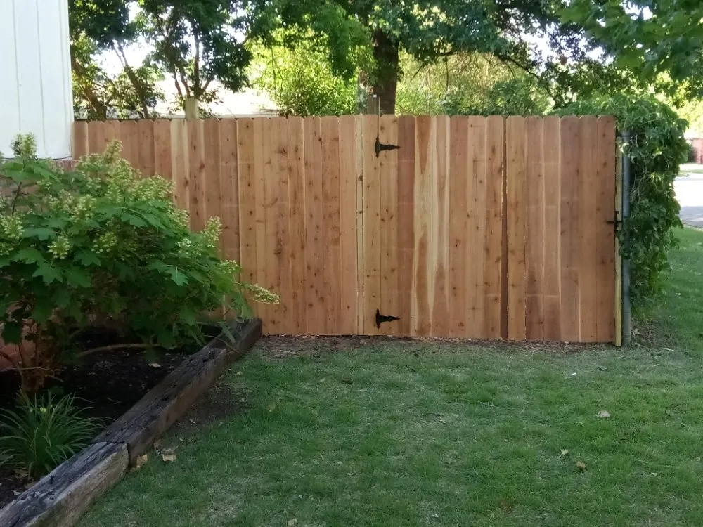 Local yard maintenance in Wichita, KS - Justin Empire Fences