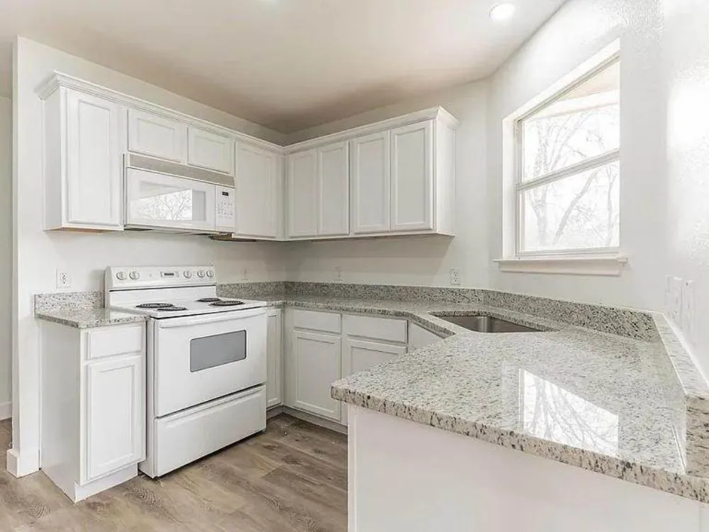 Local outdoor landscaping experts serving Talladega, AL - Justin's handyman services