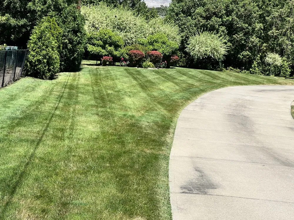 Reliable landscape installation for beautiful yards across Pittsburgh, PA - Justin's Landscaping and Lawn care