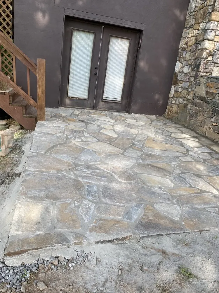 Expert lawn care service for beautiful yards across Spruce Pine, NC - Justin’s landscaping,stonework